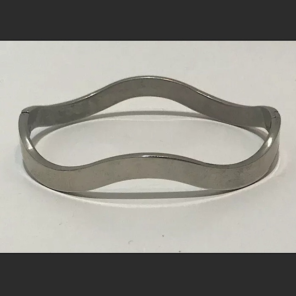 Vintage 925 Sterling Silver Hinged Cuff Bracelet